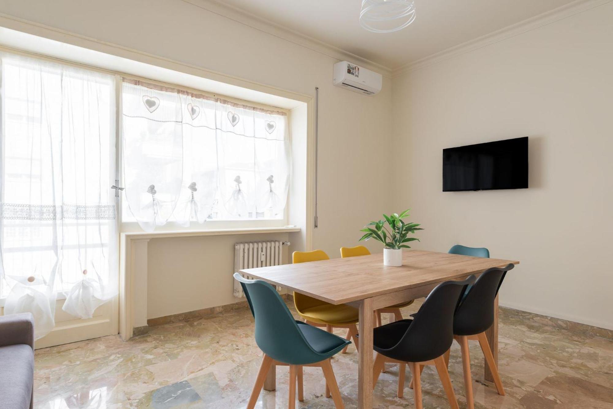 Apartamento House Of Vatican Con Netflix E Ac *